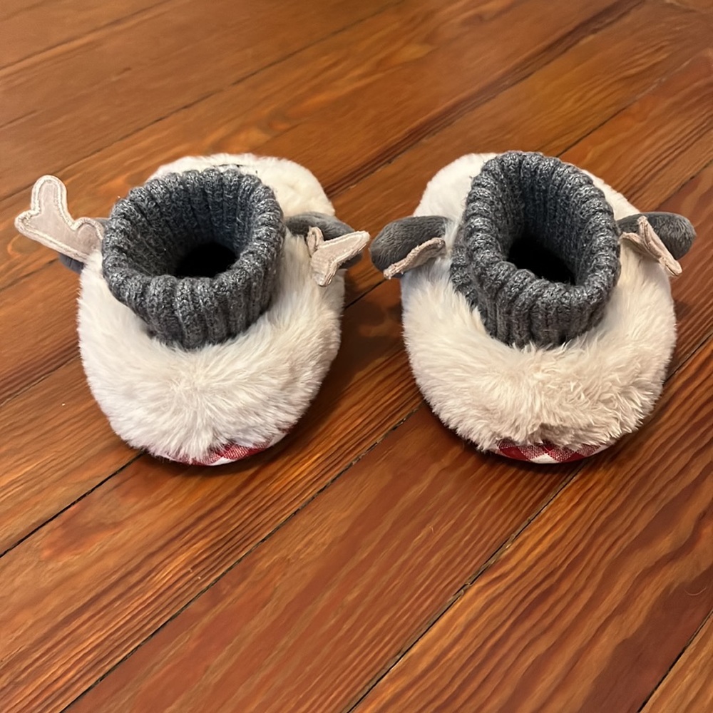 Zara reindeer slippers NWOT - Picture 8 of 8